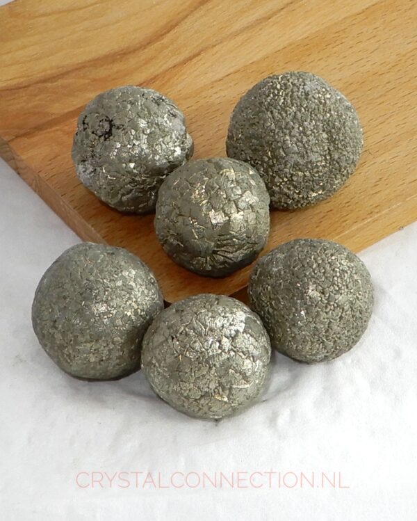 pyriet-china-knol-middel Pyriet knol ruw