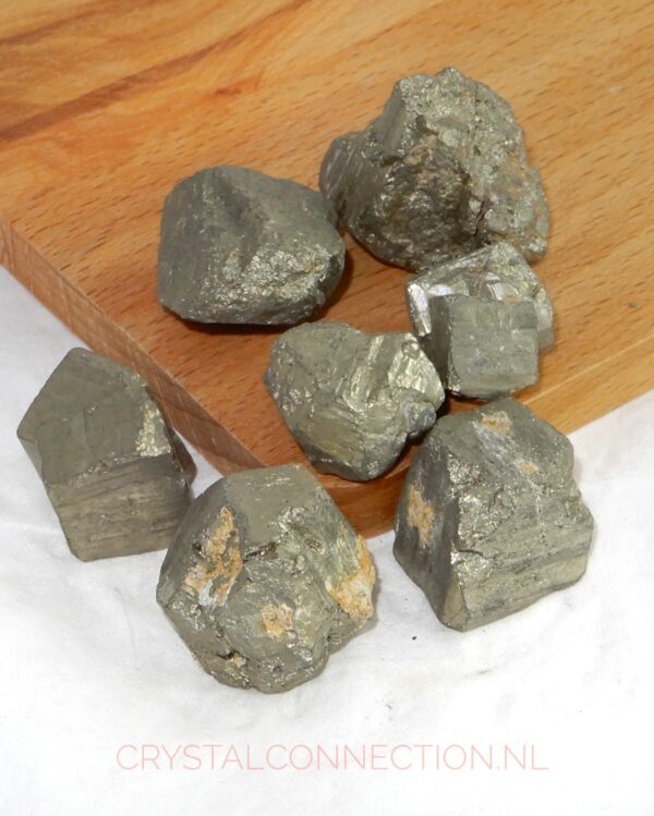 pyriet-china-middel Pyriet knol ruw