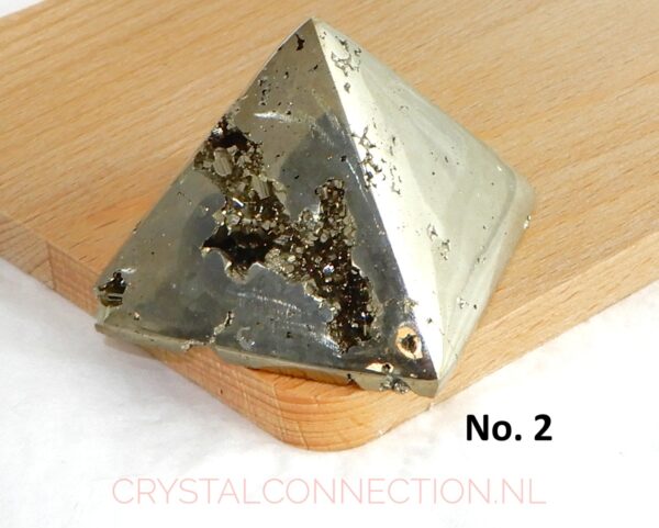 pyriet-piramide-no2 Pyriet piramide