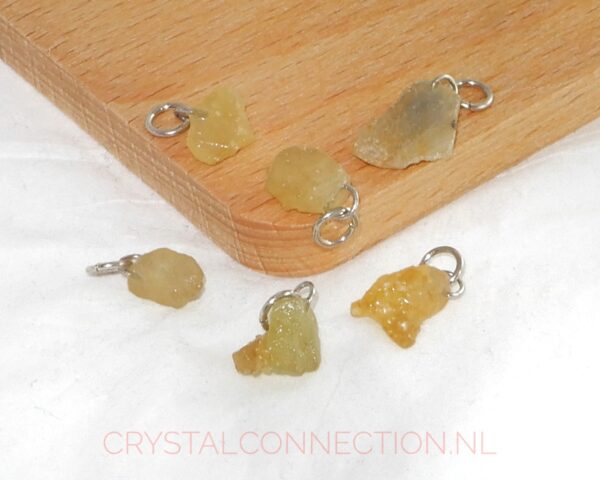 saffier-hanger-ruw-geel Saffier hanger