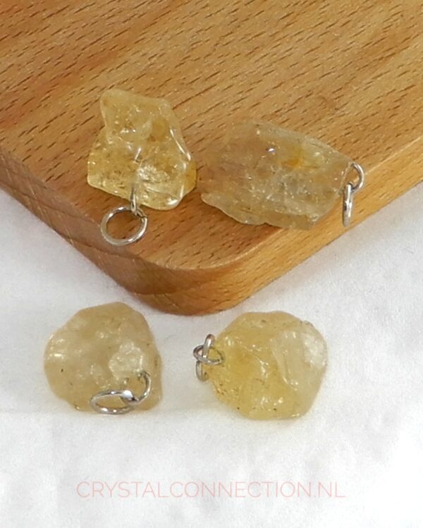 scapoliet-hanger-geel-ruw-groot Scapoliet hanger