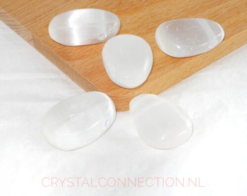 Seleniet doorboorde hanger