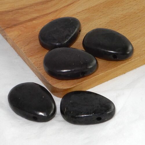 shungiet-doorboorde-hanger Shungiet doorboorde hanger