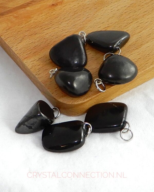 shungiet-hanger-klein Rozekwarts waterstenen