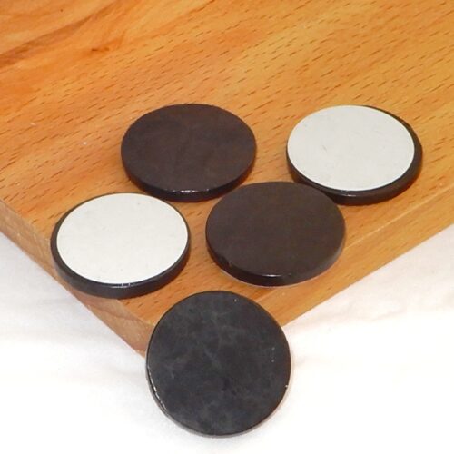 Shungiet telefoonplakker