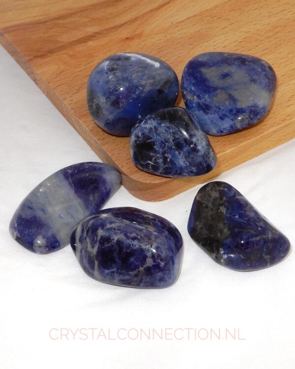 sodaliet-trommelsteen-middel Sodaliet schijfsteen