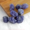 tanzaniet-blauw-verwarmd-middel Tanzaniet ruw
