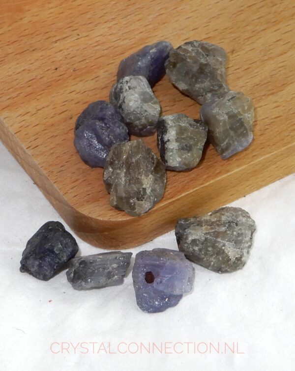 tanzaniet-ruw-natuurlijk-blauw-klein Tanzaniet ruw