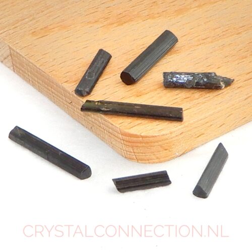 toermalijn-groen-ruw-staafje Toermalijn groen staafje