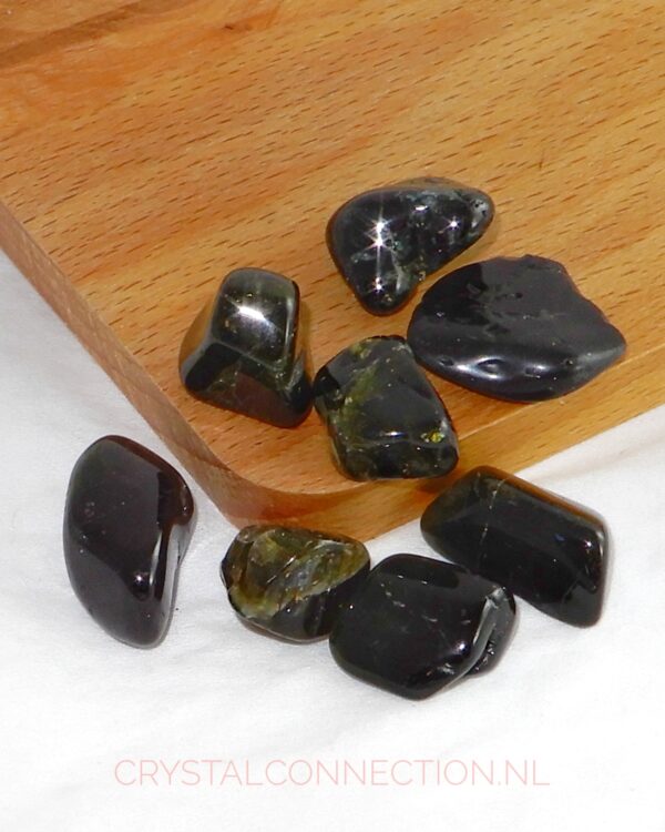 toermalijn-groen-trommelsteen-klein-middel Toermalijn trommelsteen