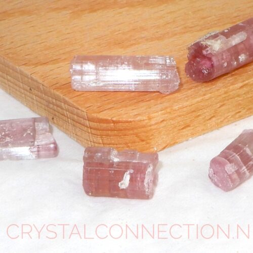 toermalijn-roze-staafjes Toermalijn roze staafje helder