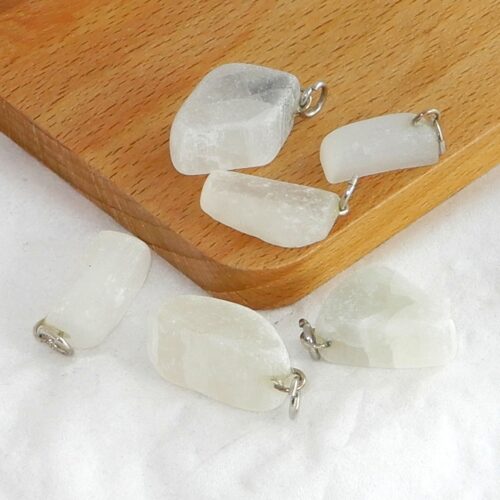 ulexiet-hanger-klein Ulexiet hanger