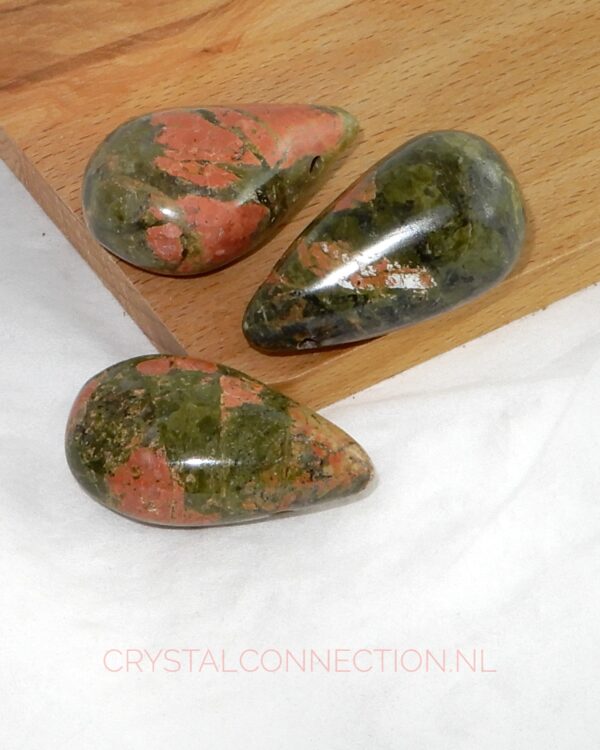 unakiet-druppel-doorboorde-hanger Unakiet doorboorde hanger