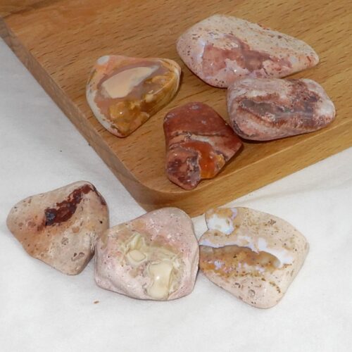 vuuropaal-moedergesteente-klein Vuuropaal trommelsteen