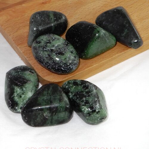 zoisiet-trommelsteen-1 Zoisiet trommelsteen